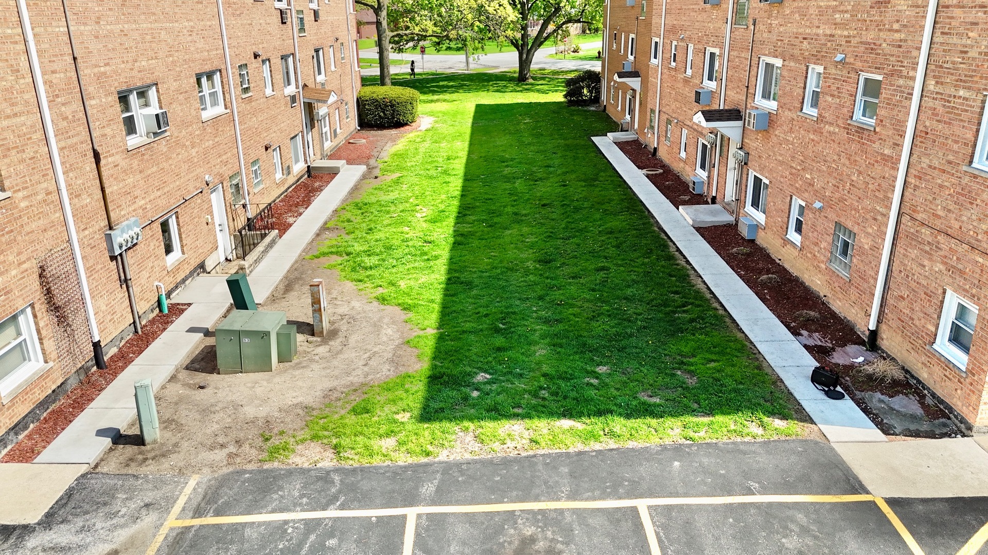 6910 W 109th Street, Worth, IL 60482