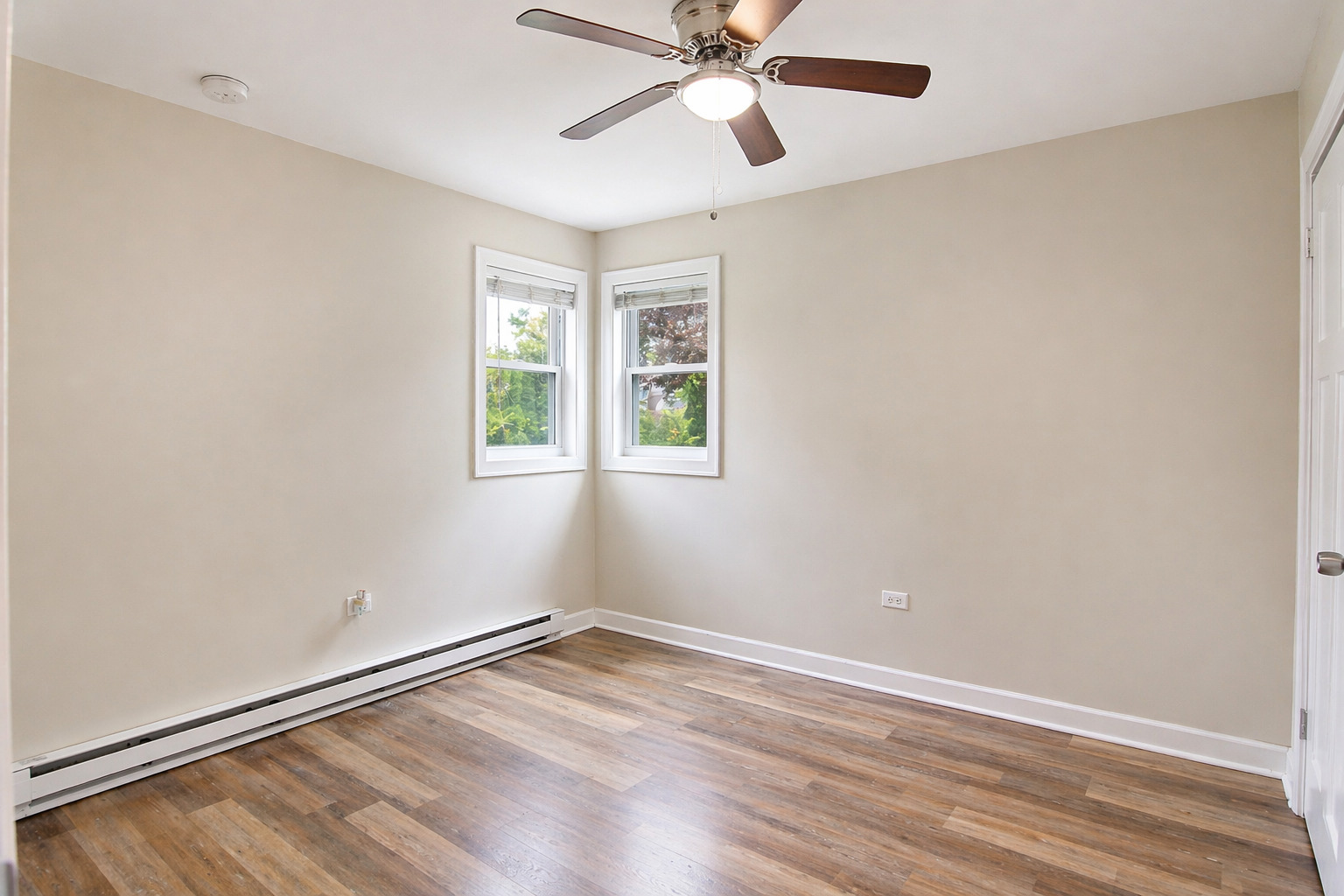 6910 W 109th Street, Worth, IL 60482