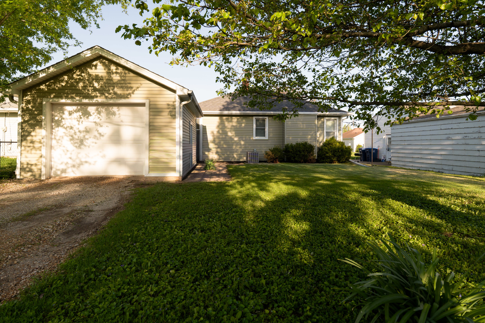 1561 Argyle Street, Lasalle, IL 61301