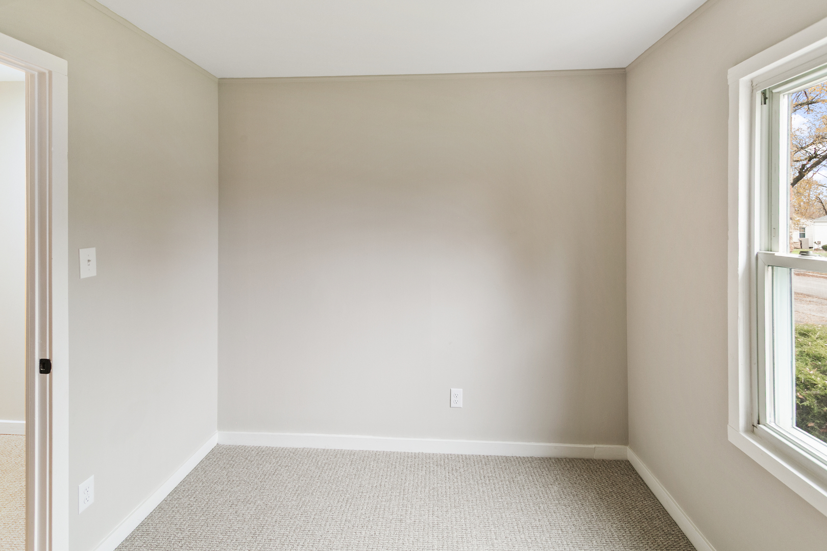 21704 CLYDE Avenue, Sauk Village, IL 60411