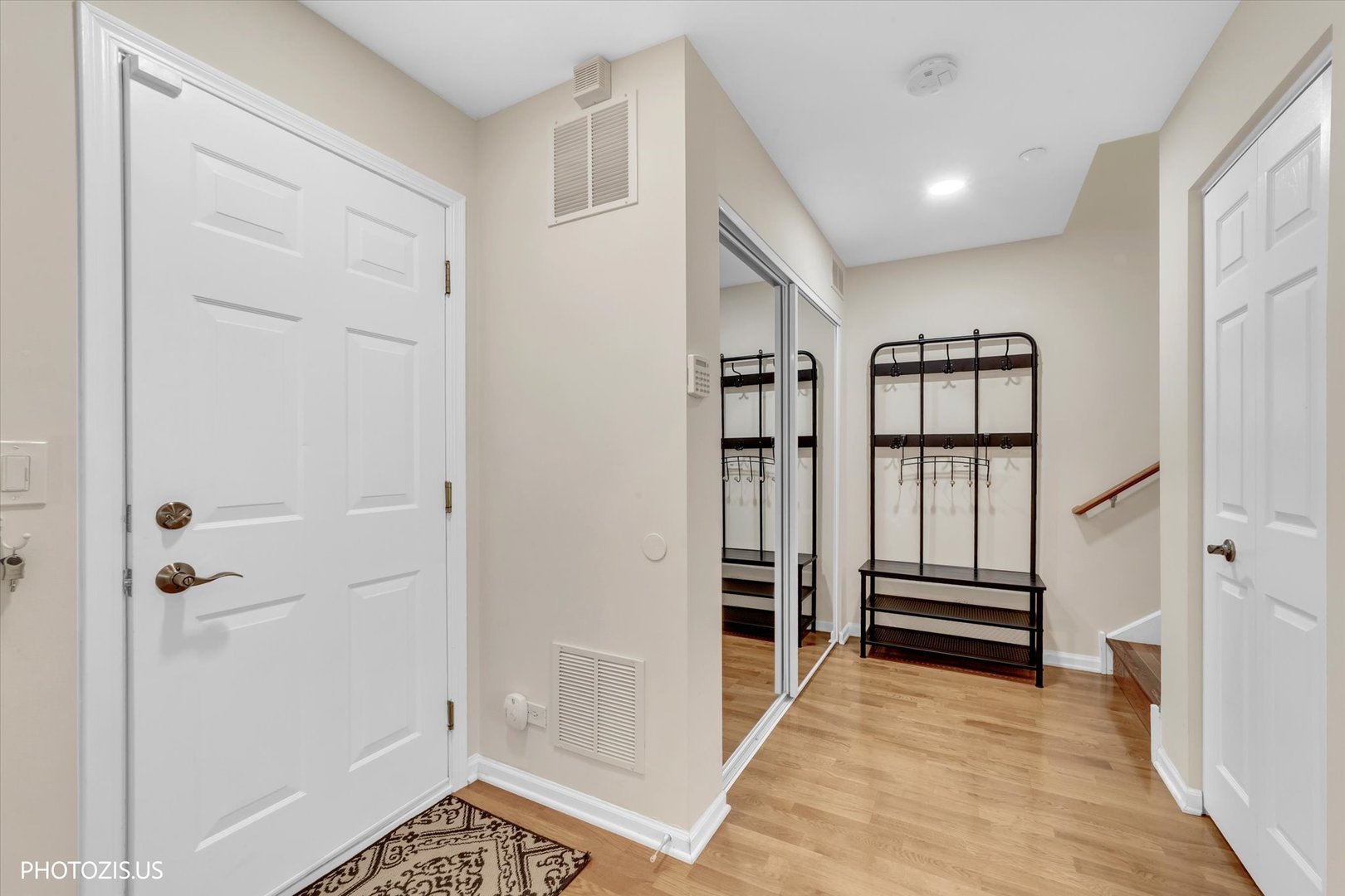 462 Prestwick Lane, Wheeling, IL 60090