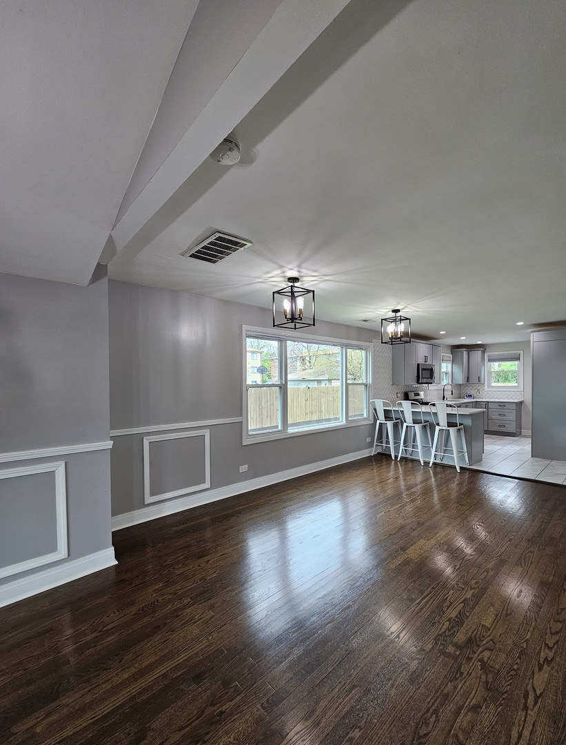 9634 Meade Avenue, Oak Lawn, IL 60453