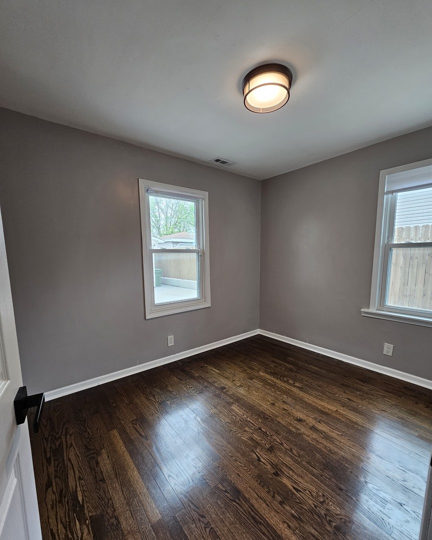 9634 Meade Avenue, Oak Lawn, IL 60453