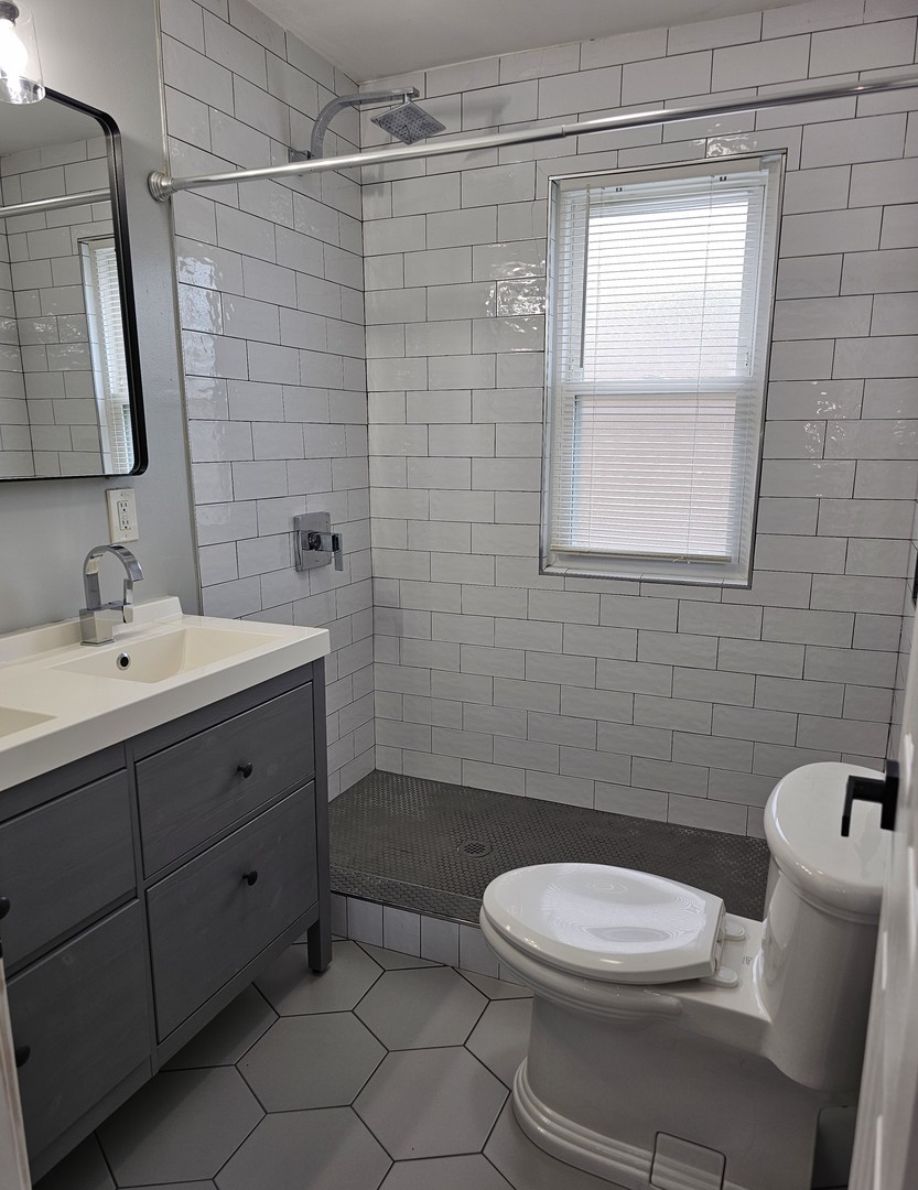 9634 Meade Avenue, Oak Lawn, IL 60453