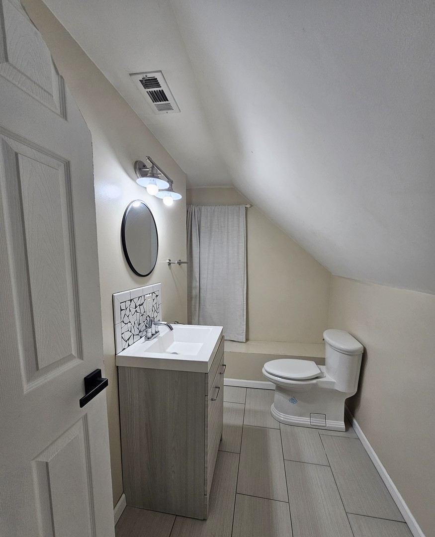 9634 Meade Avenue, Oak Lawn, IL 60453