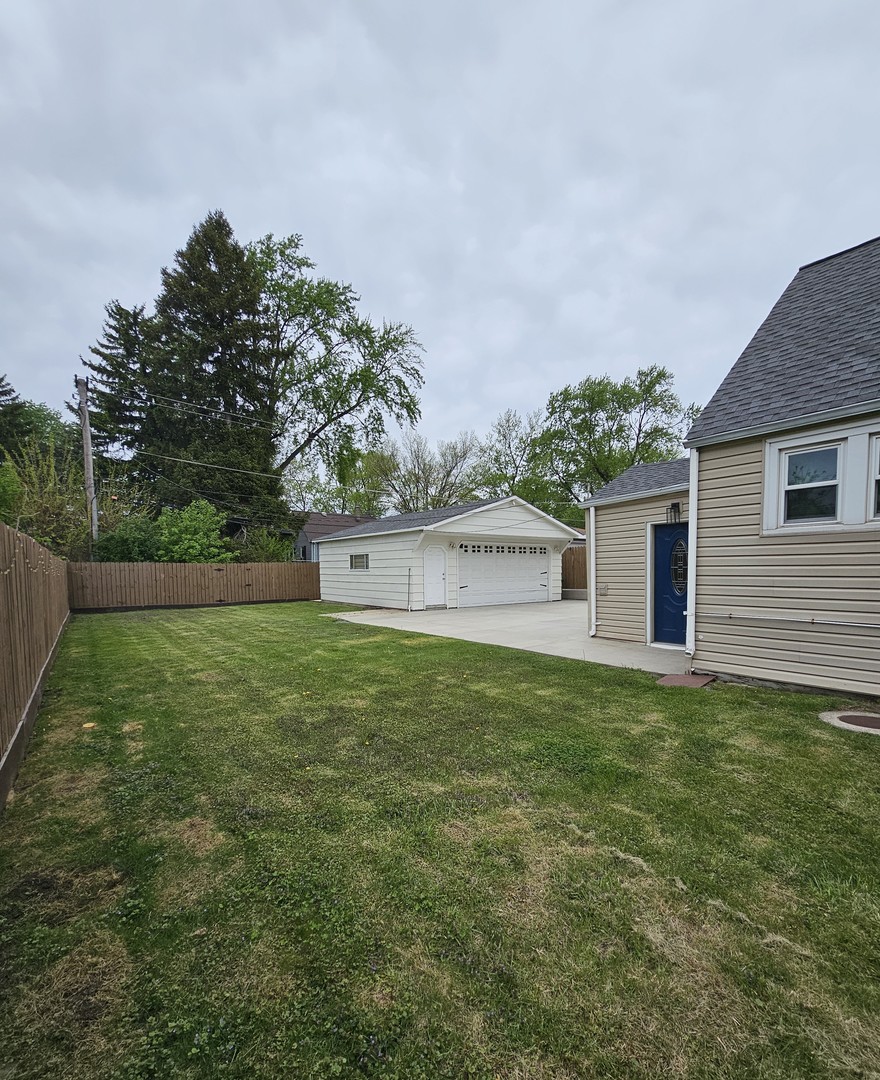 9634 Meade Avenue, Oak Lawn, IL 60453