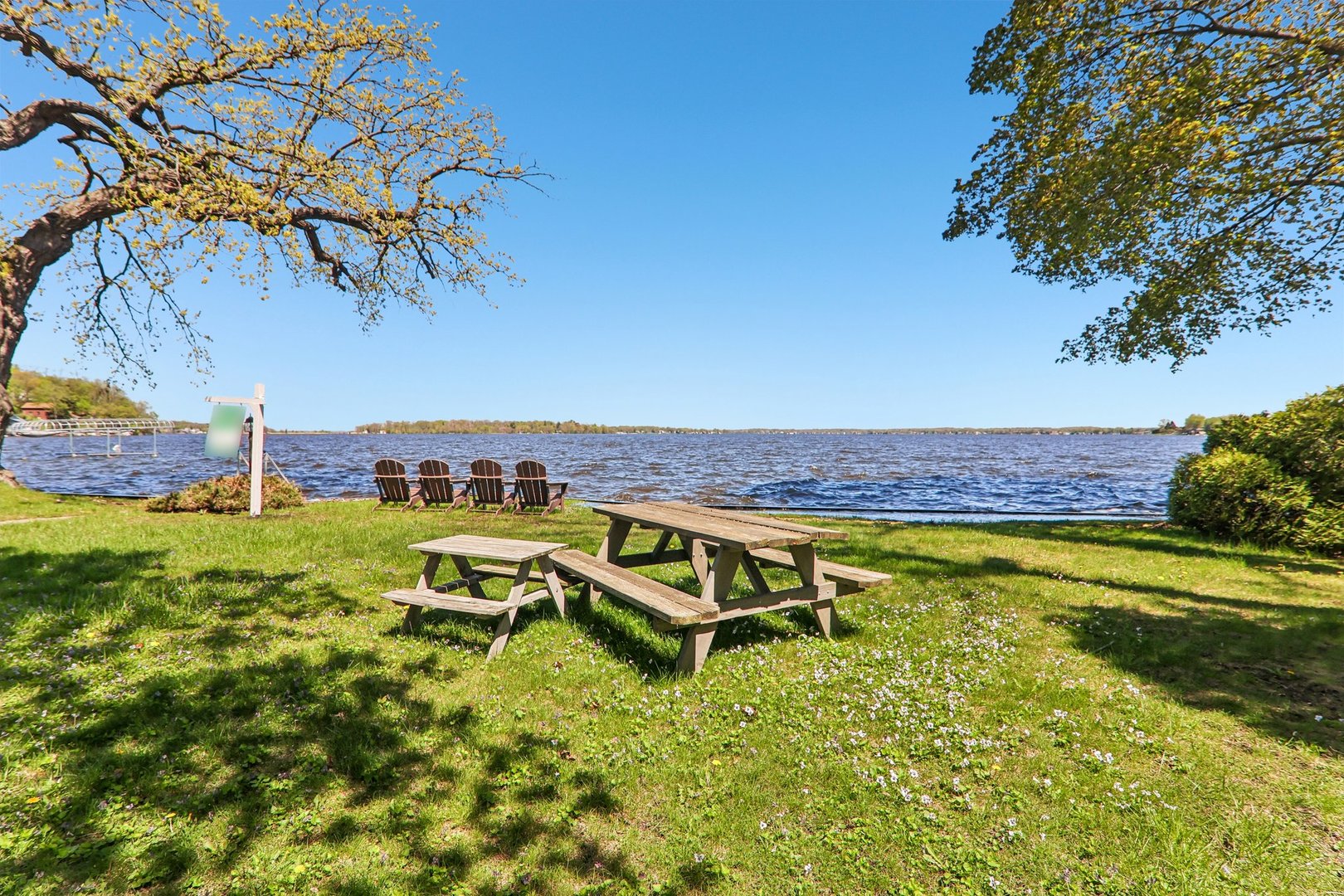 59 Cora Avenue, Fox Lake, IL 60020