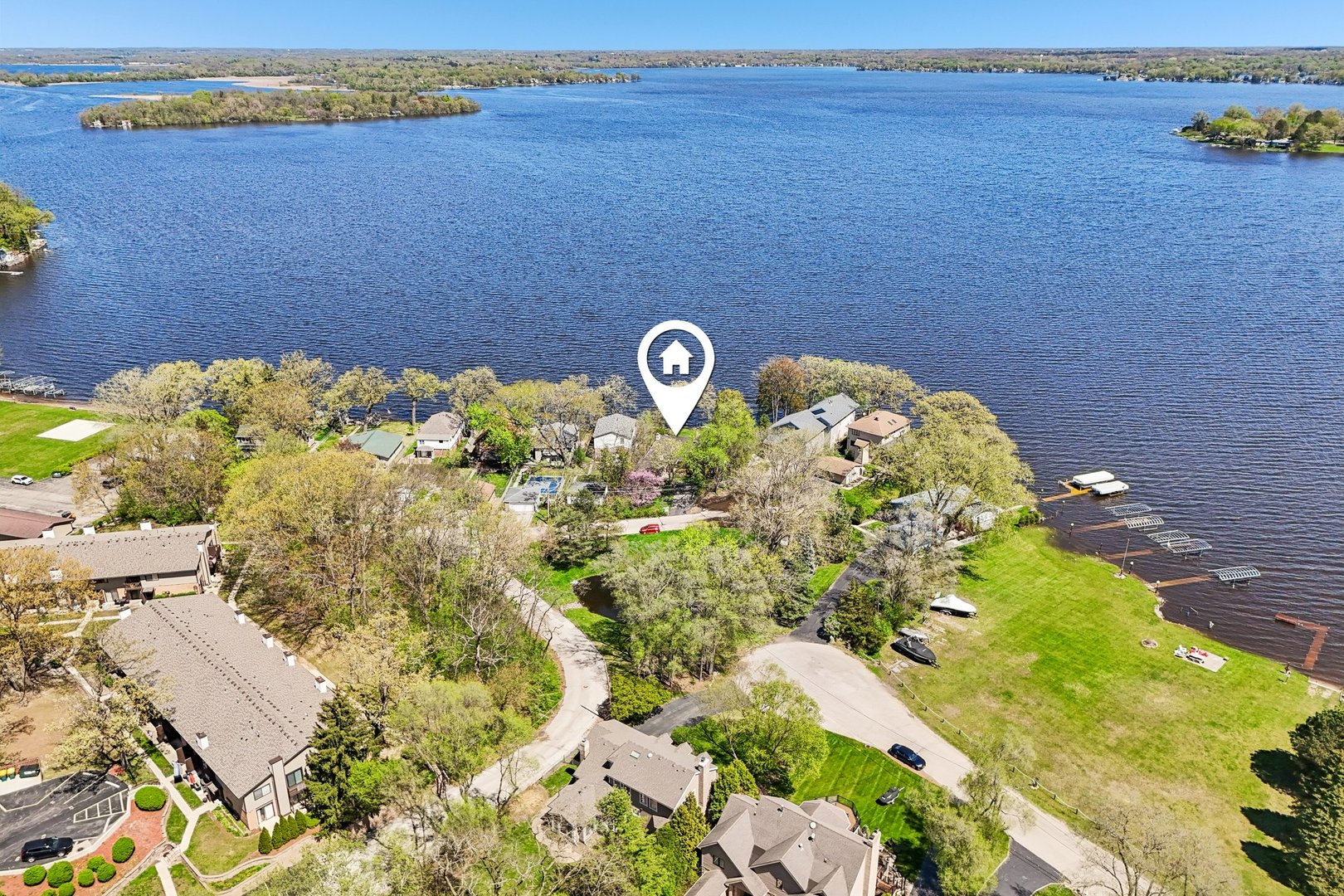 59 Cora Avenue, Fox Lake, IL 60020