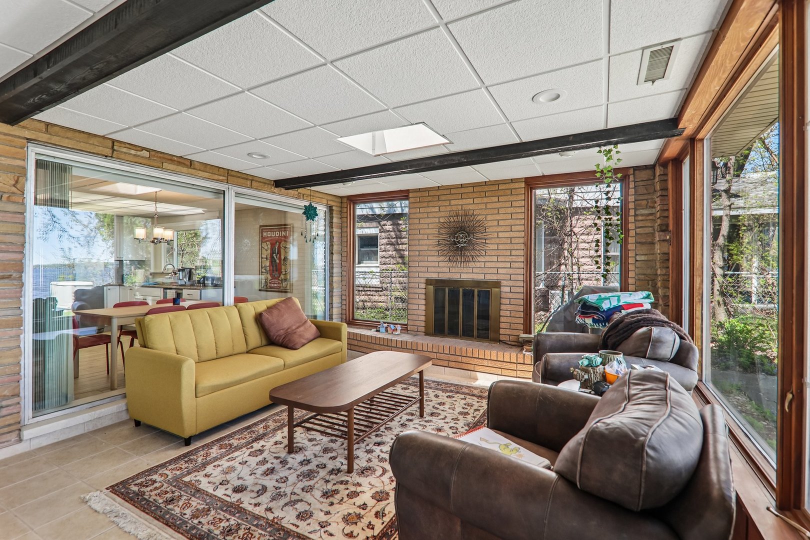 59 Cora Avenue, Fox Lake, IL 60020