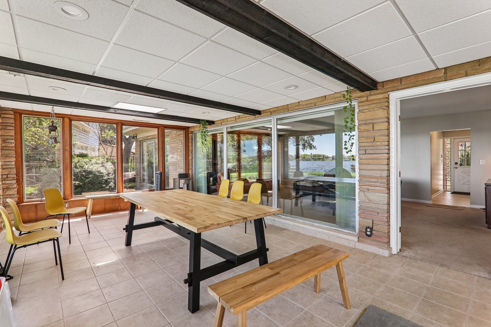 59 Cora Avenue, Fox Lake, IL 60020