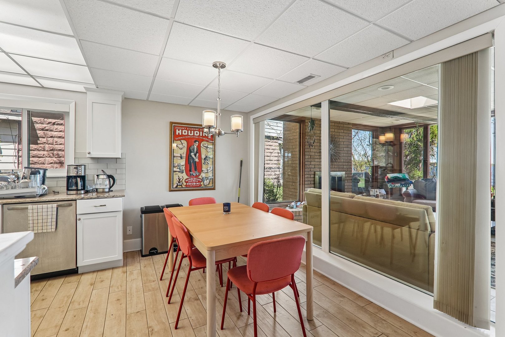 59 Cora Avenue, Fox Lake, IL 60020