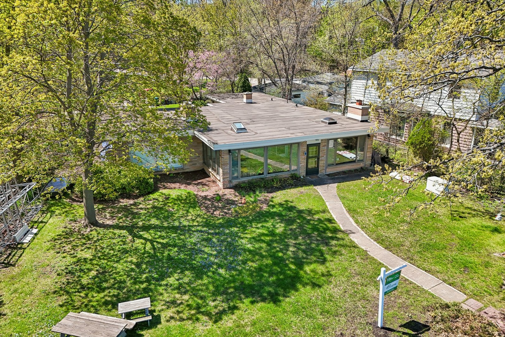 59 Cora Avenue, Fox Lake, IL 60020