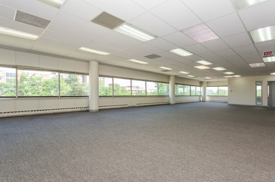 246 E Janata Boulevard, Lombard, IL 60148