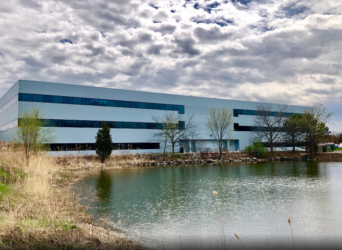 246 E Janata Boulevard, Lombard, IL 60148