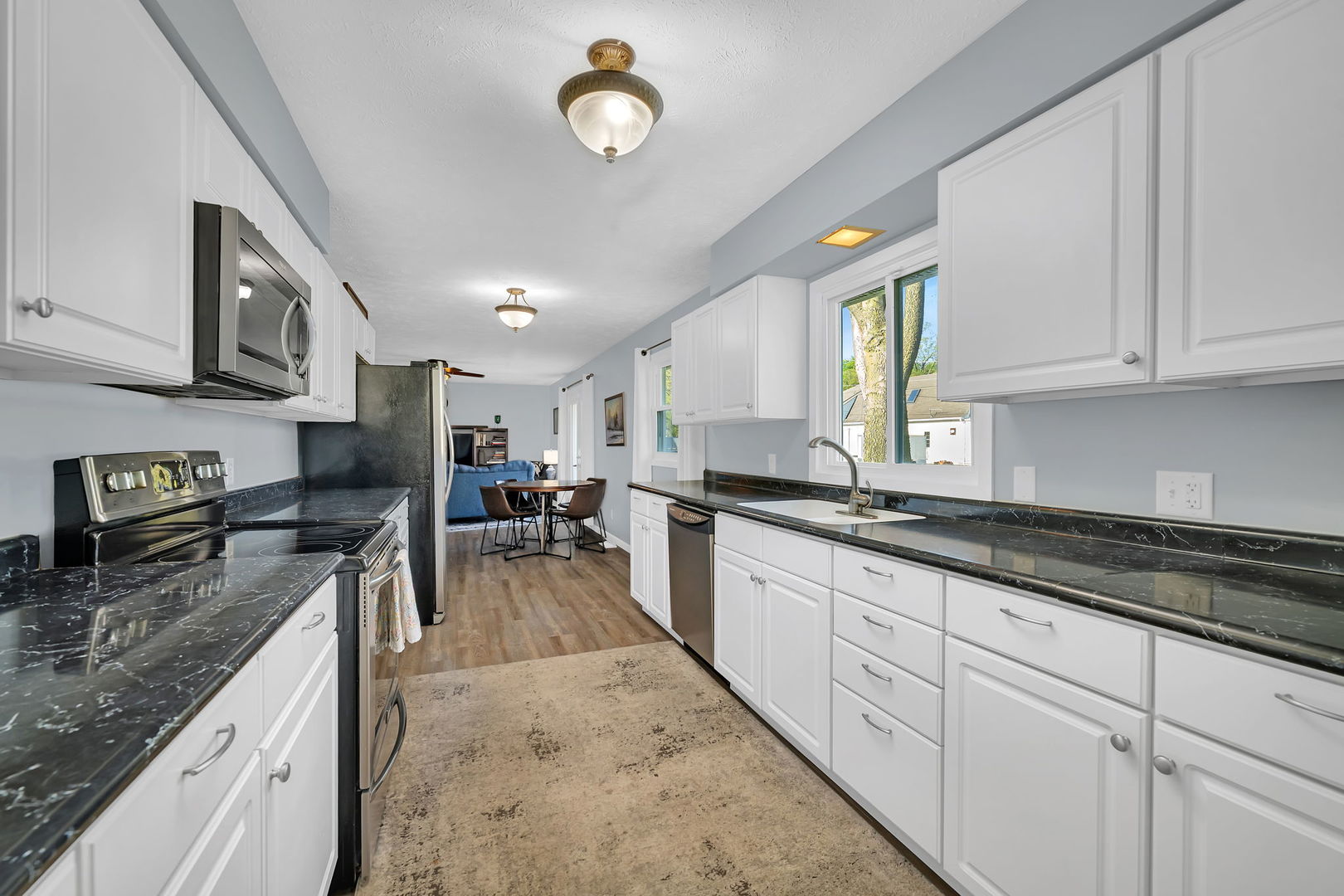 701 Hill Street, Mazon, IL 60444