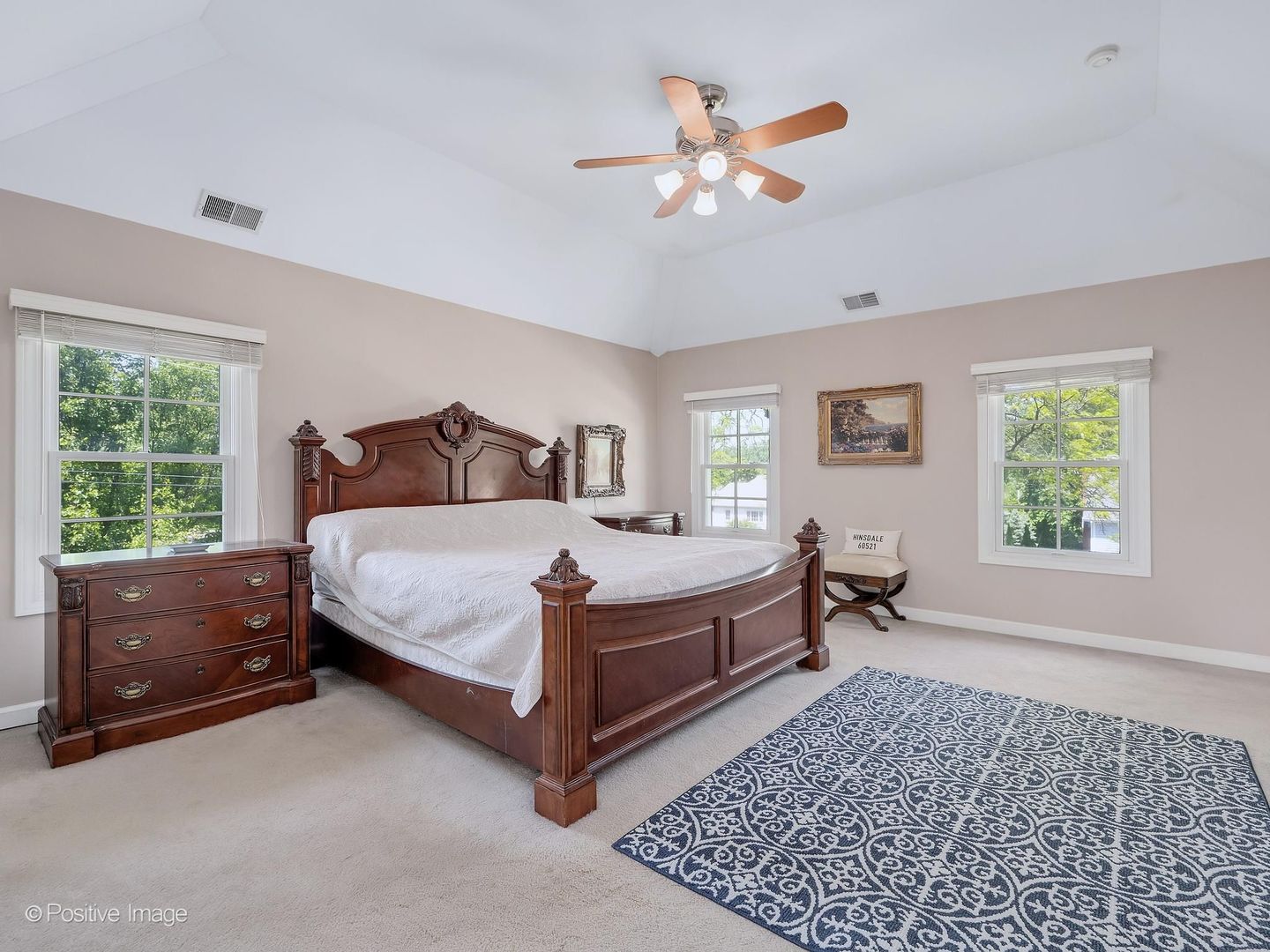 800 W 7th Street, Hinsdale, IL 60521