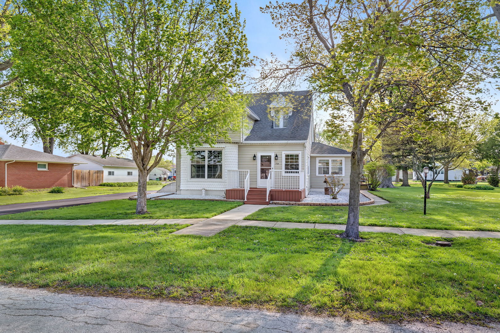 704 Hill Street, Mazon, IL 60444