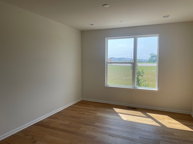 3S629 Camden Street, Warrenville, IL 60555