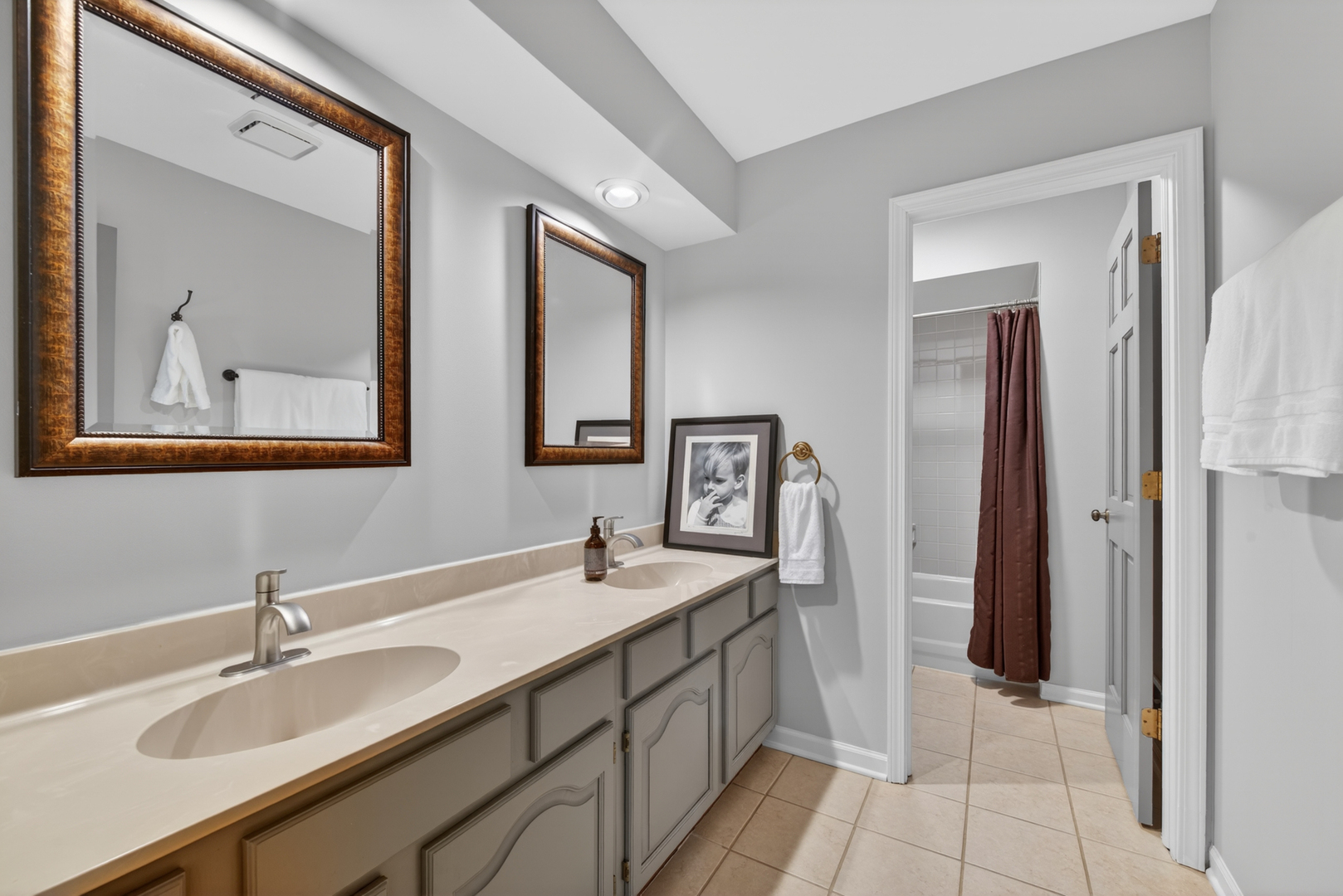 2408 Arlingdale Drive, Palatine, IL 60067