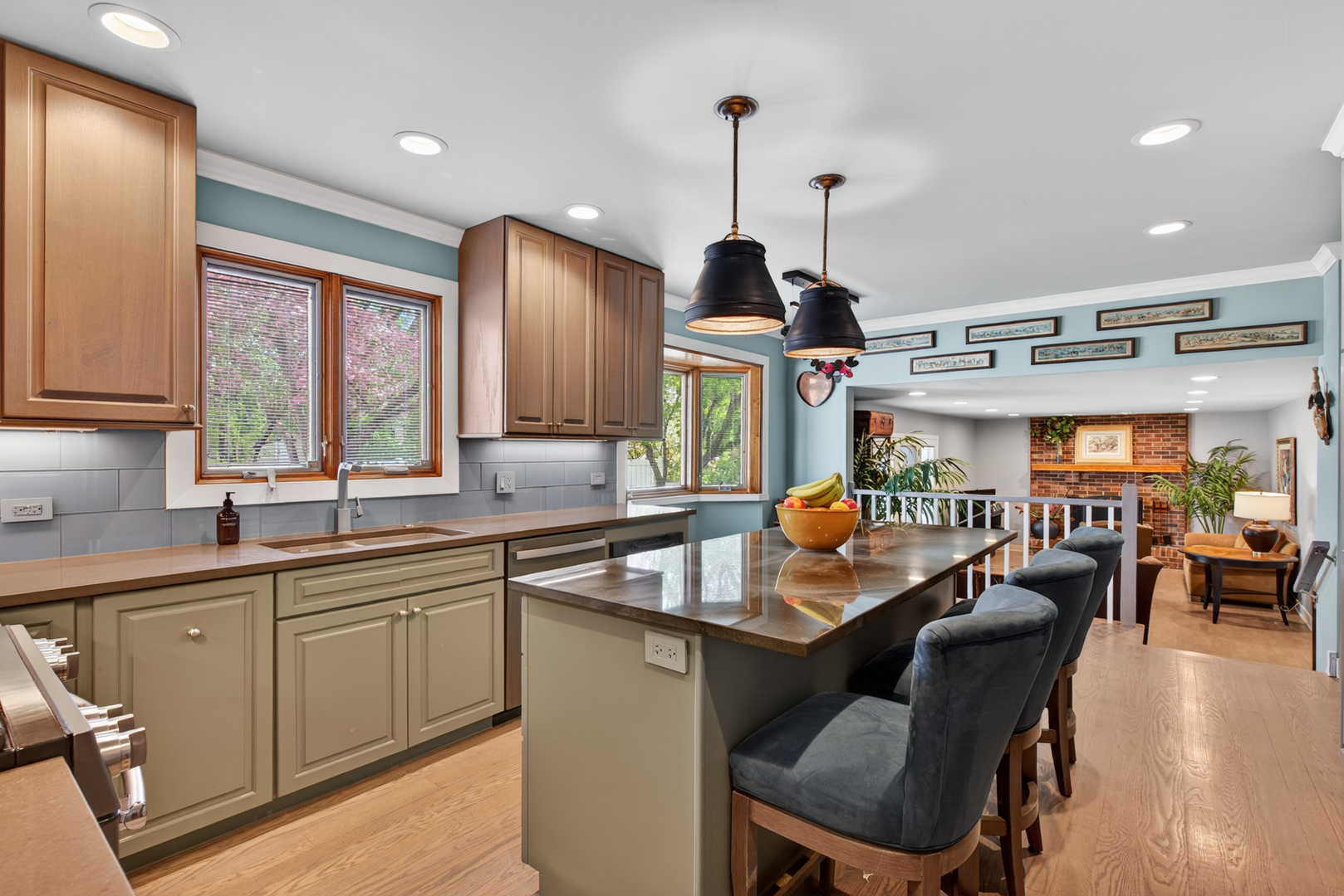 2408 Arlingdale Drive, Palatine, IL 60067