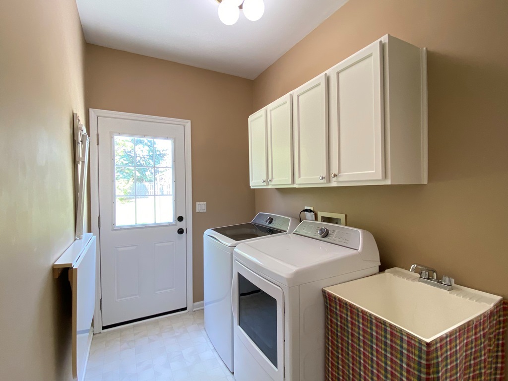 720 KENDRIDGE Court, Aurora, IL 60502