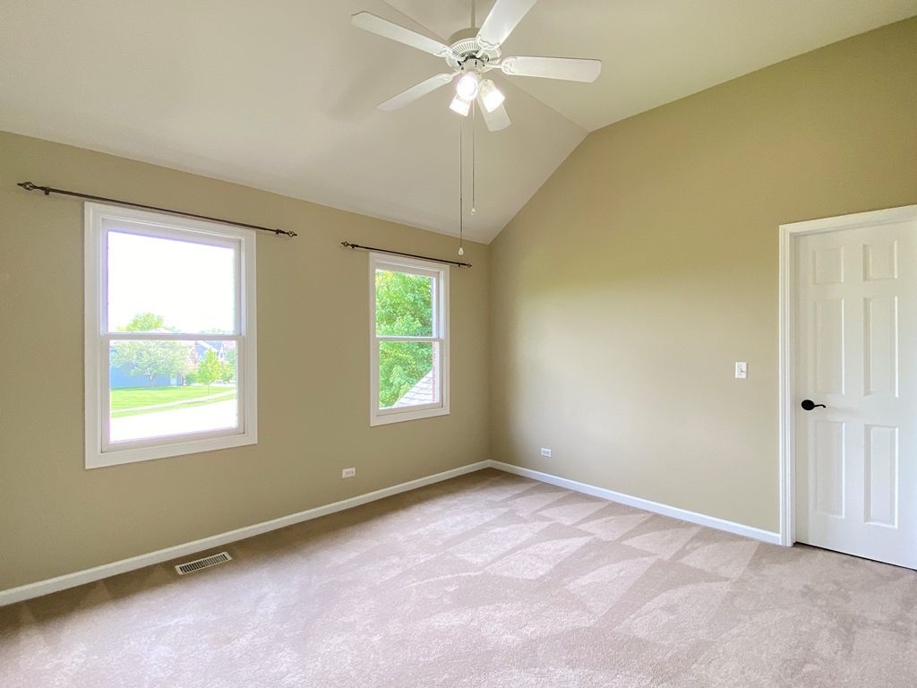 720 KENDRIDGE Court, Aurora, IL 60502