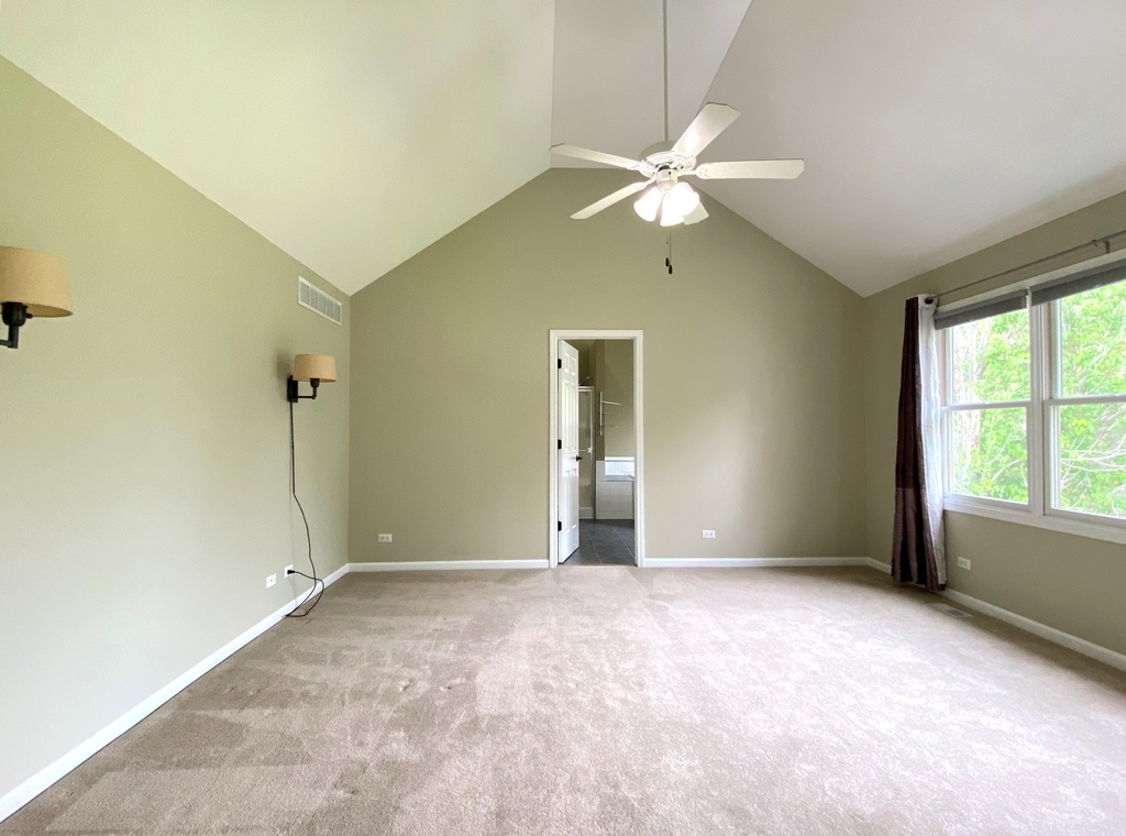 720 KENDRIDGE Court, Aurora, IL 60502