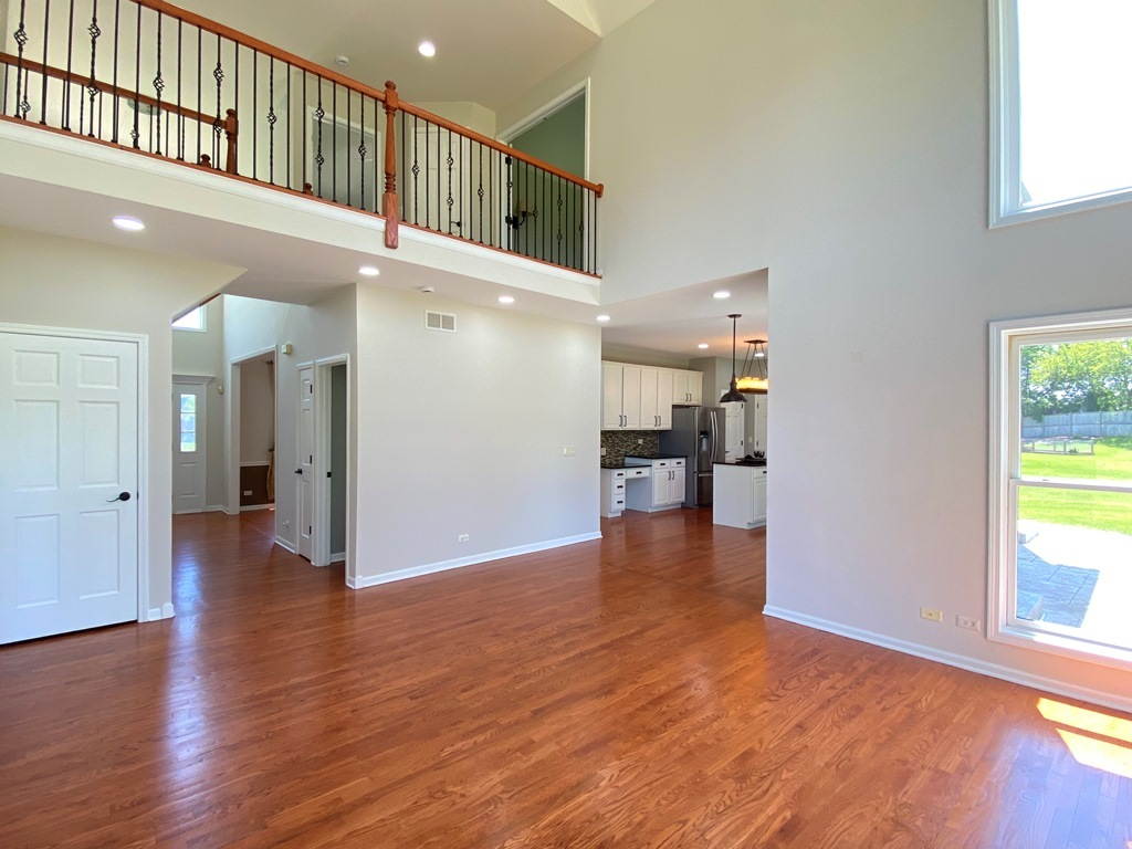 720 KENDRIDGE Court, Aurora, IL 60502
