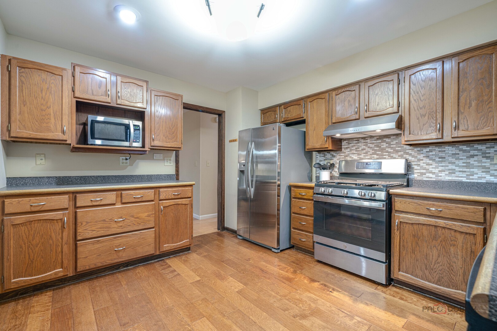 125 S Deerpath Drive, Vernon Hills, IL 60061