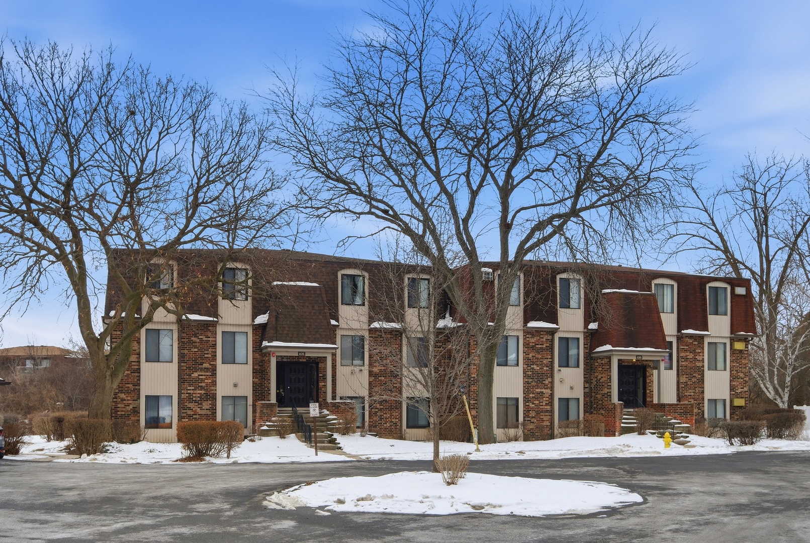 835 Waterview Circle #2, Vernon Hills, IL 60061