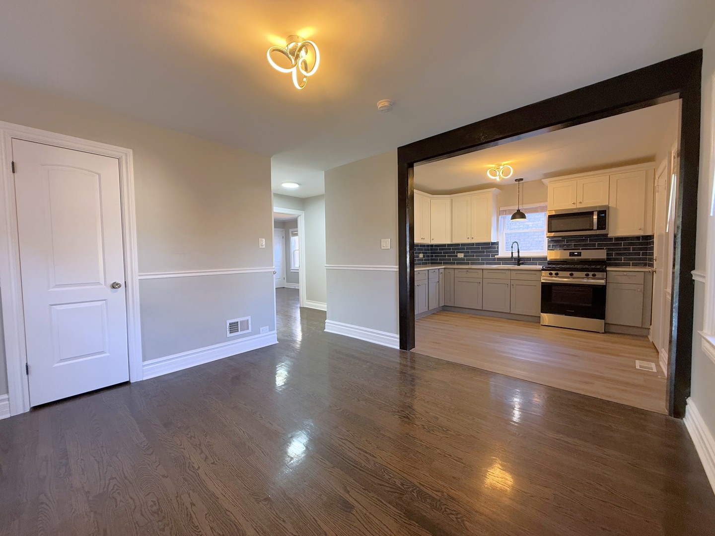 7657 S Wolcott Avenue, Chicago, IL 60620