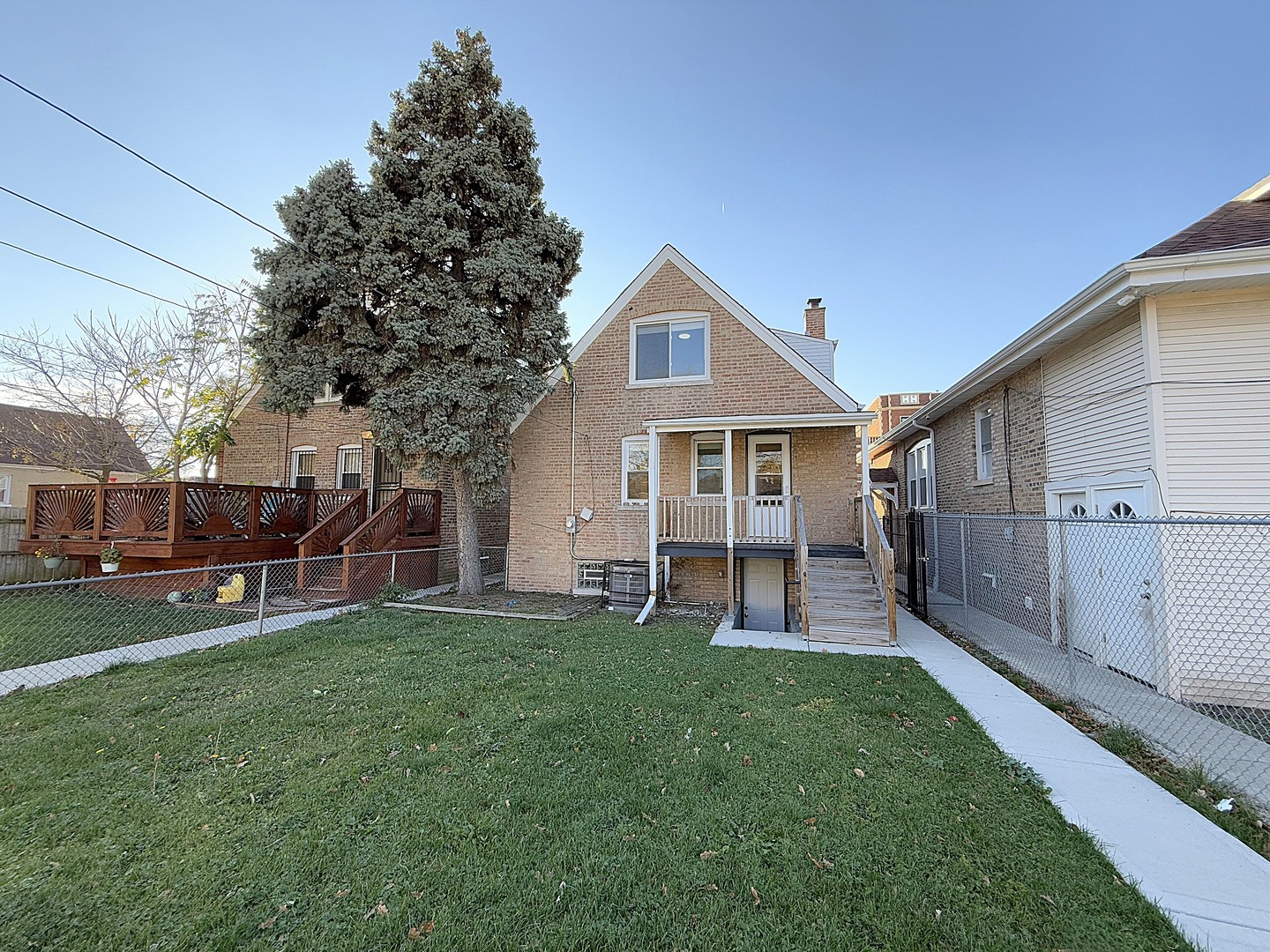 7657 S Wolcott Avenue, Chicago, IL 60620