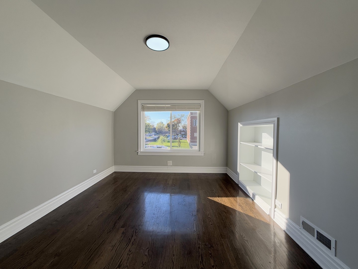 7657 S Wolcott Avenue, Chicago, IL 60620