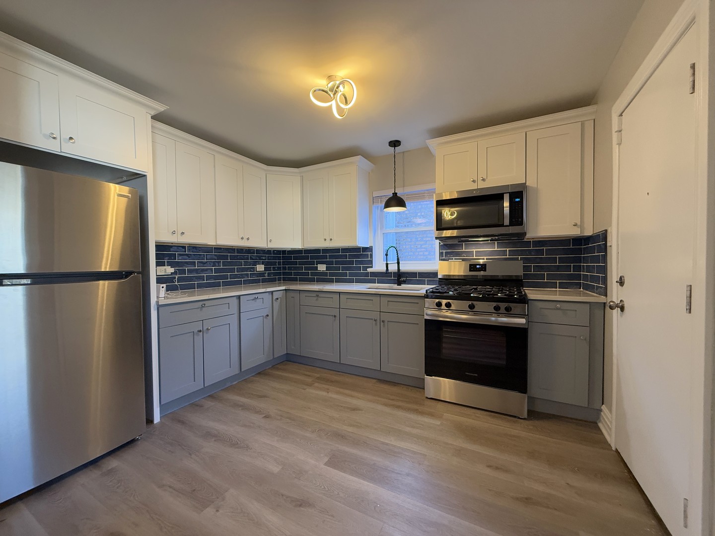 7657 S Wolcott Avenue, Chicago, IL 60620