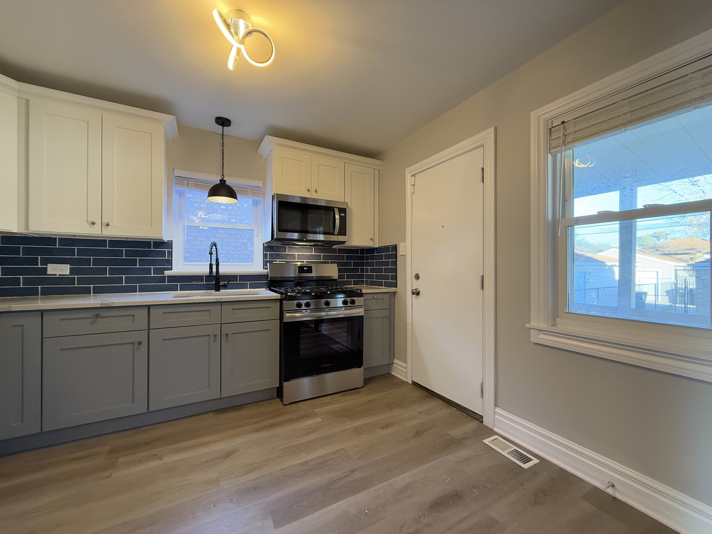 7657 S Wolcott Avenue, Chicago, IL 60620