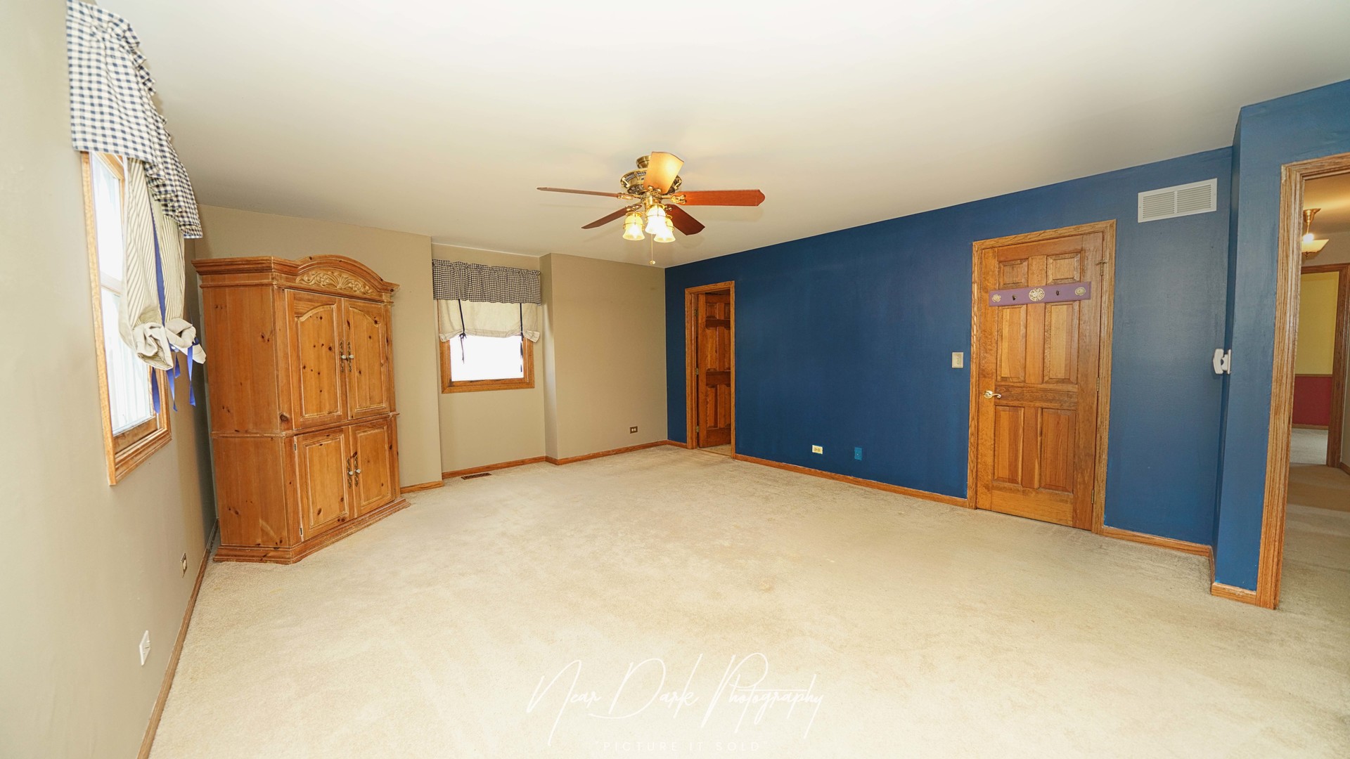 17665 W Julie Lane, Gurnee, IL 60031