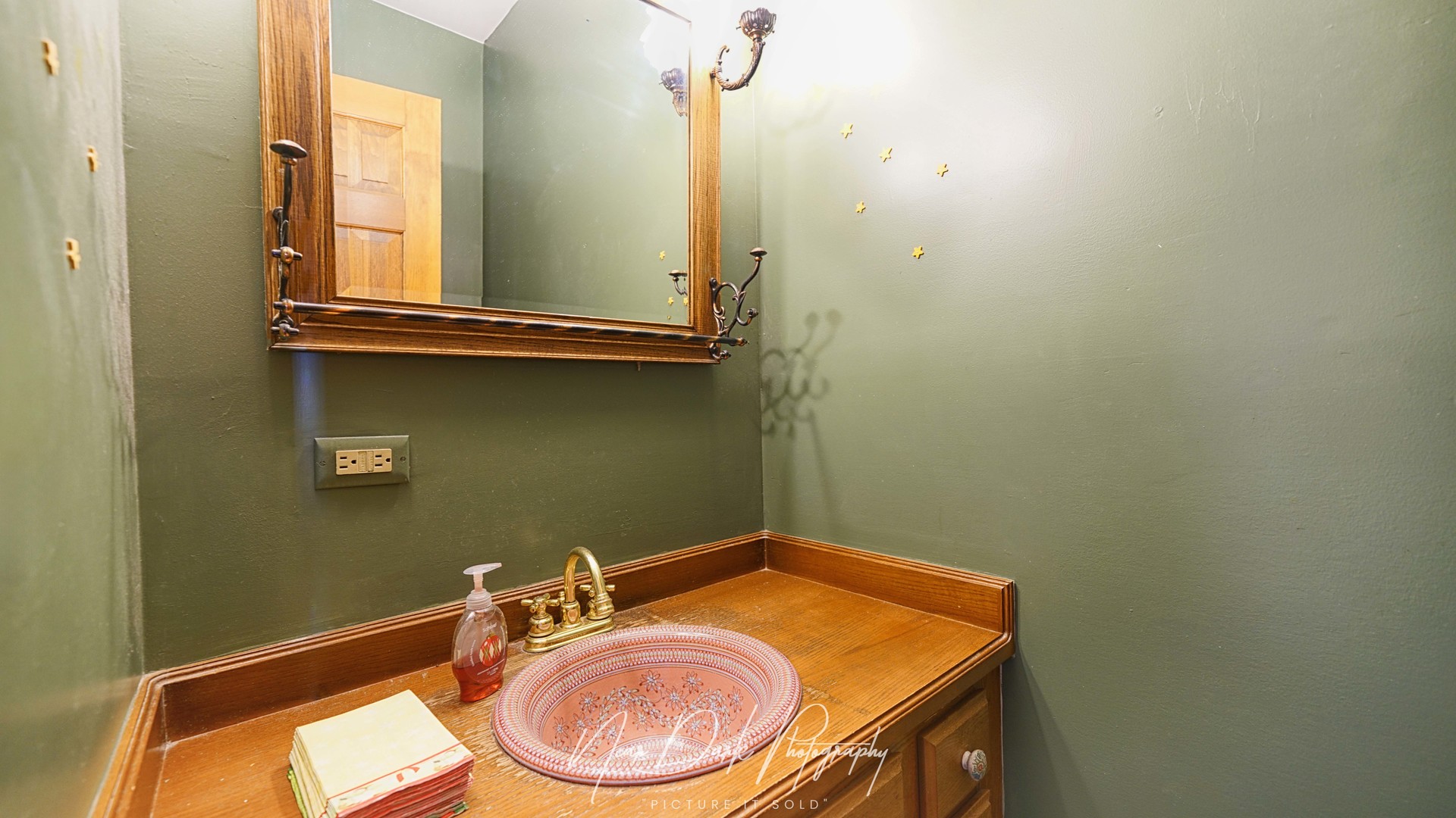 17665 W Julie Lane, Gurnee, IL 60031