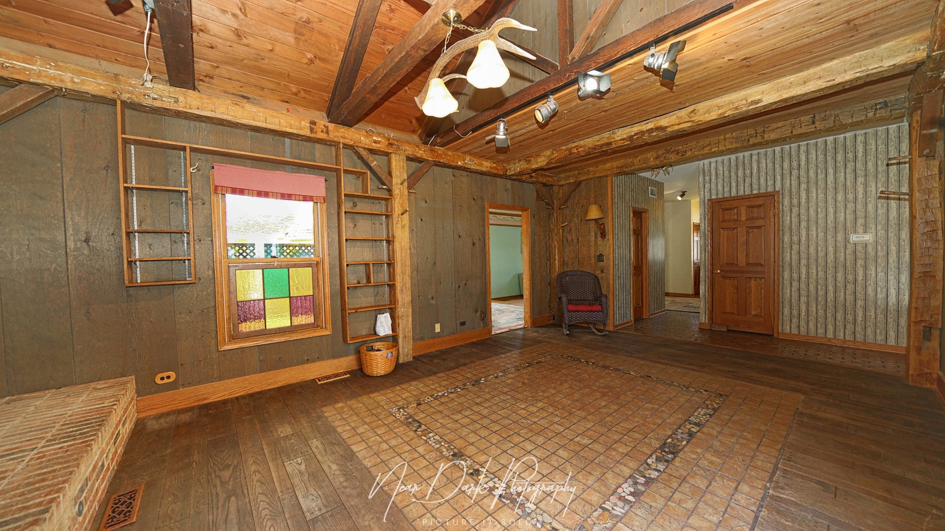 17665 W Julie Lane, Gurnee, IL 60031