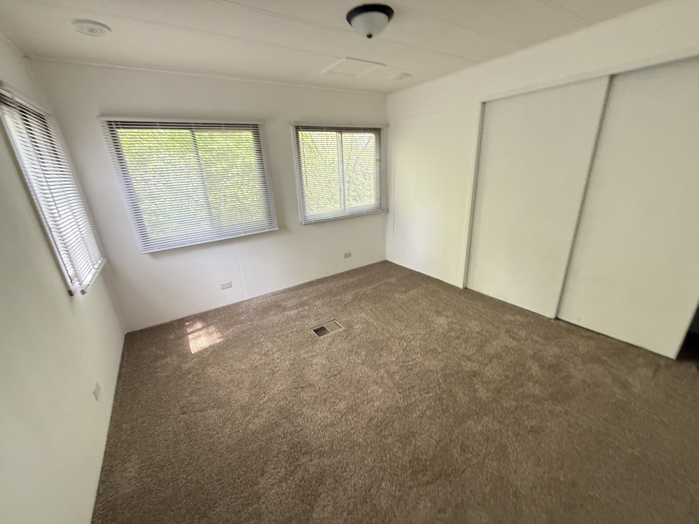 1712 S Dixie Highway #124, Crete, IL 60417