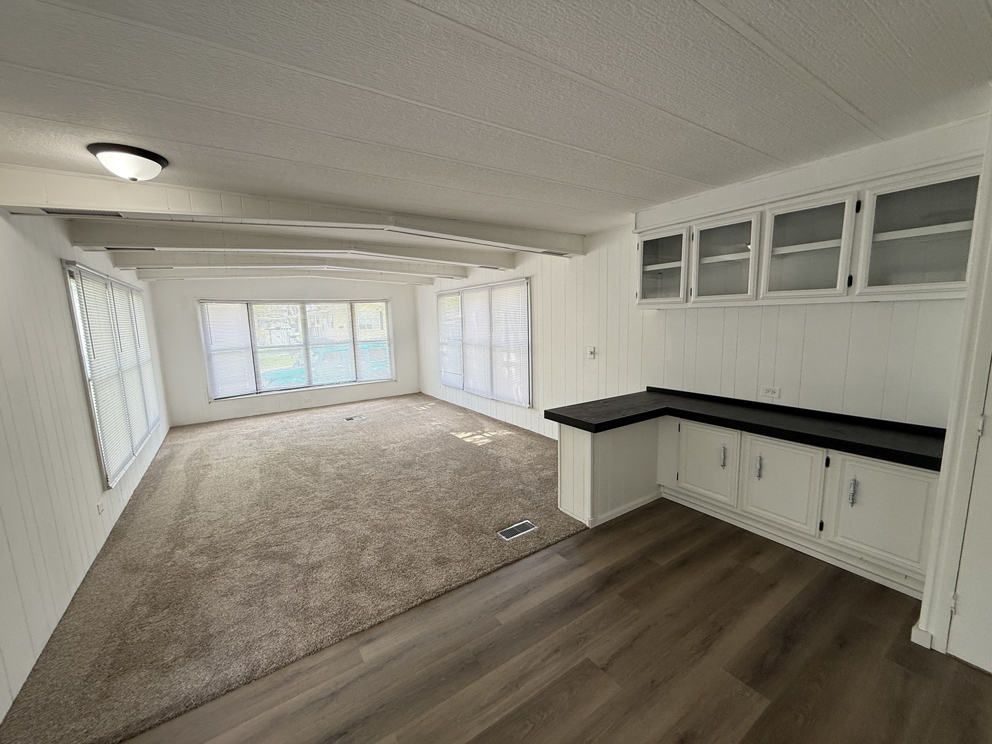 1712 S Dixie Highway #124, Crete, IL 60417