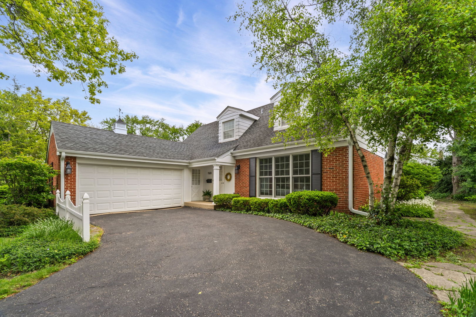 1533 N Belmont Avenue, Arlington Heights, IL 60004