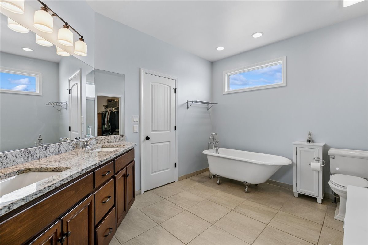 1015 Meadow Path, Manteno, IL 60950