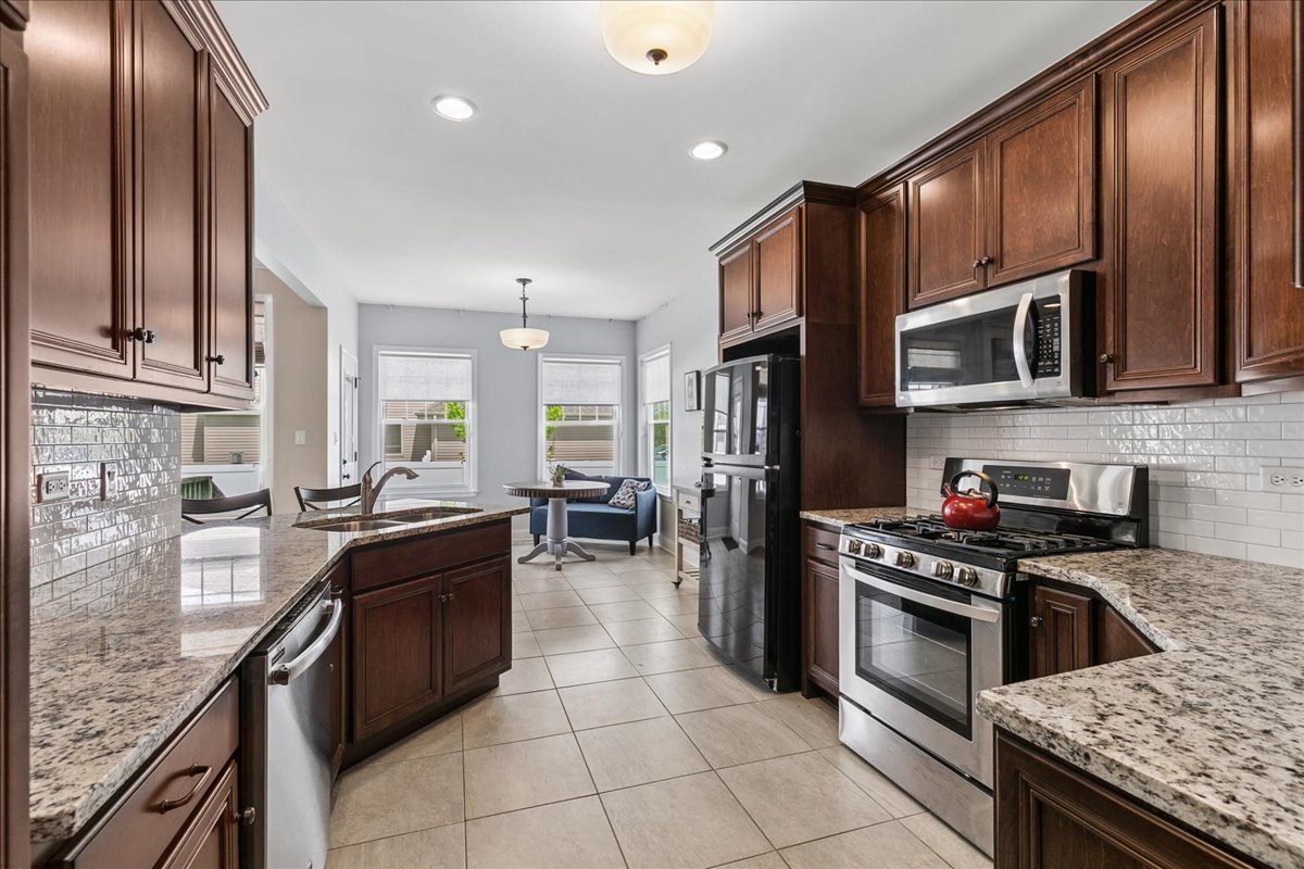 1015 Meadow Path, Manteno, IL 60950