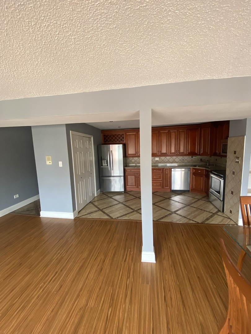 9708 S NOTTINGHAM Avenue #9, Chicago Ridge, IL 60415