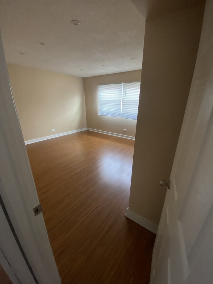 9708 S NOTTINGHAM Avenue #9, Chicago Ridge, IL 60415