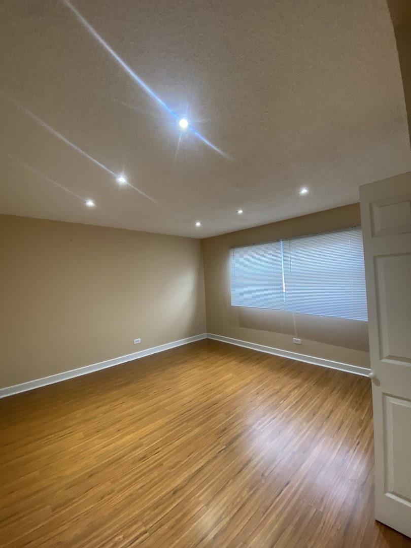 9708 S NOTTINGHAM Avenue #9, Chicago Ridge, IL 60415