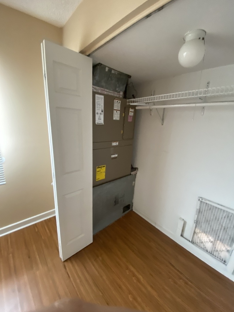 9708 S NOTTINGHAM Avenue #9, Chicago Ridge, IL 60415