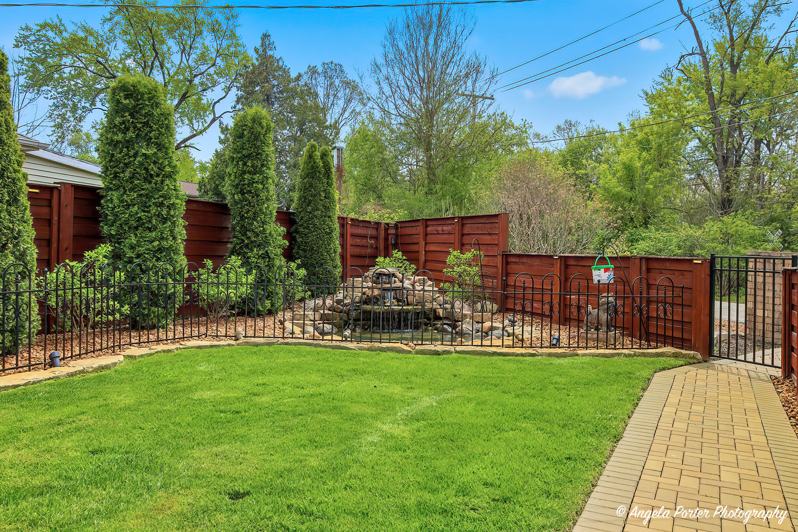 26270 W INGLESIDE Avenue, Ingleside, IL 60041