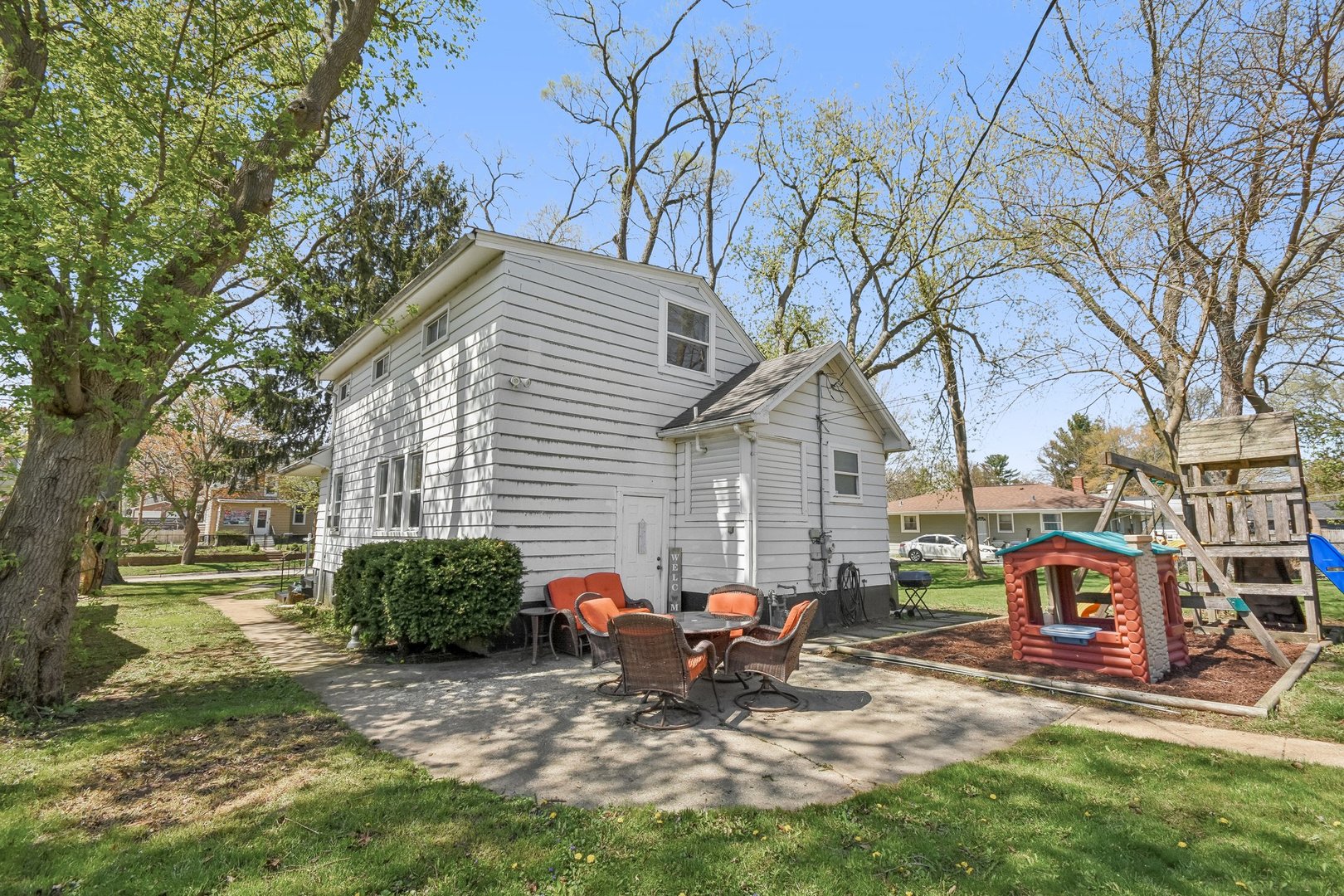 3009 Elisha Avenue, Zion, IL 60099