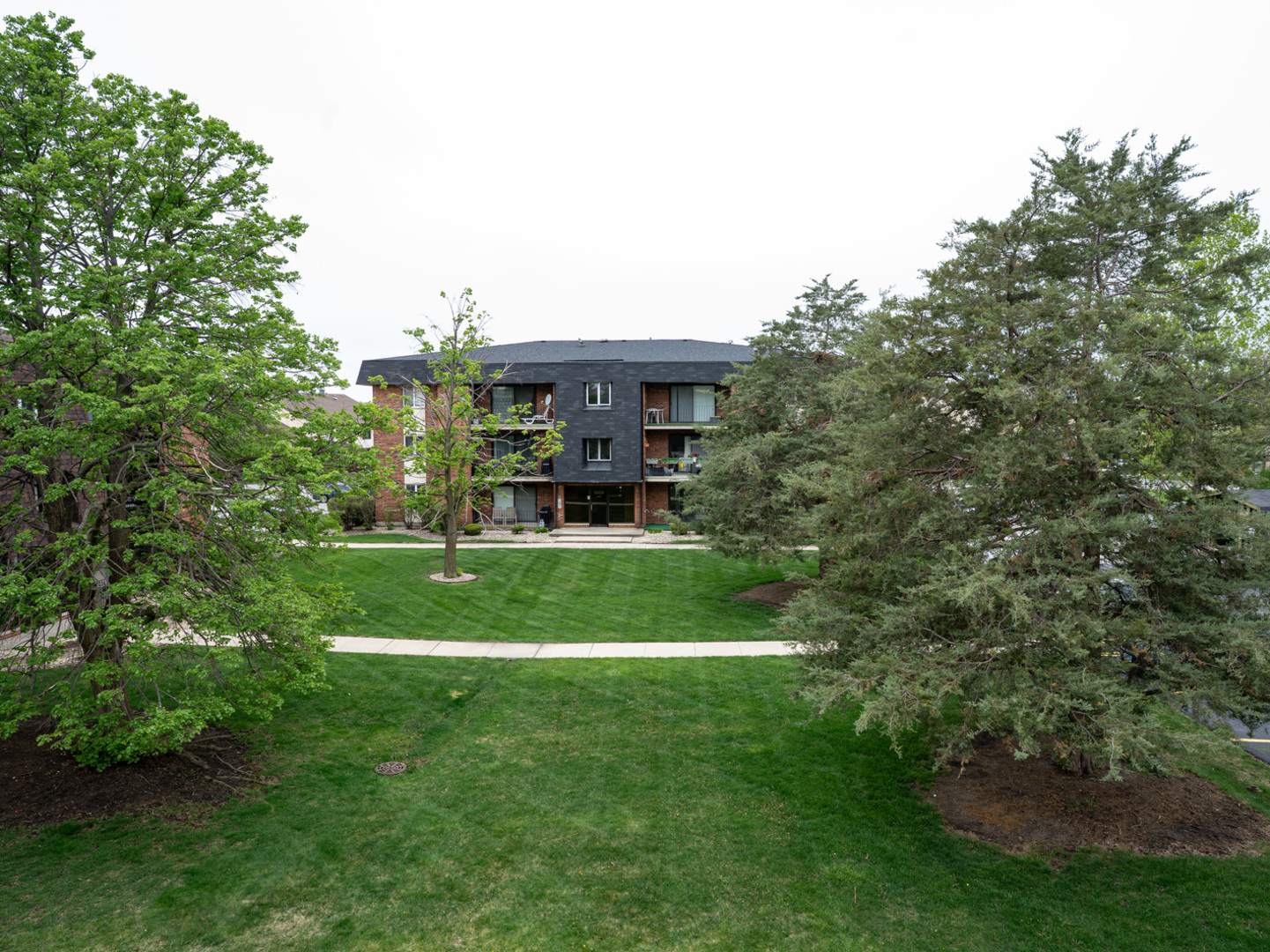 9146 W 140th Street #3NW, Orland Park, IL 60462